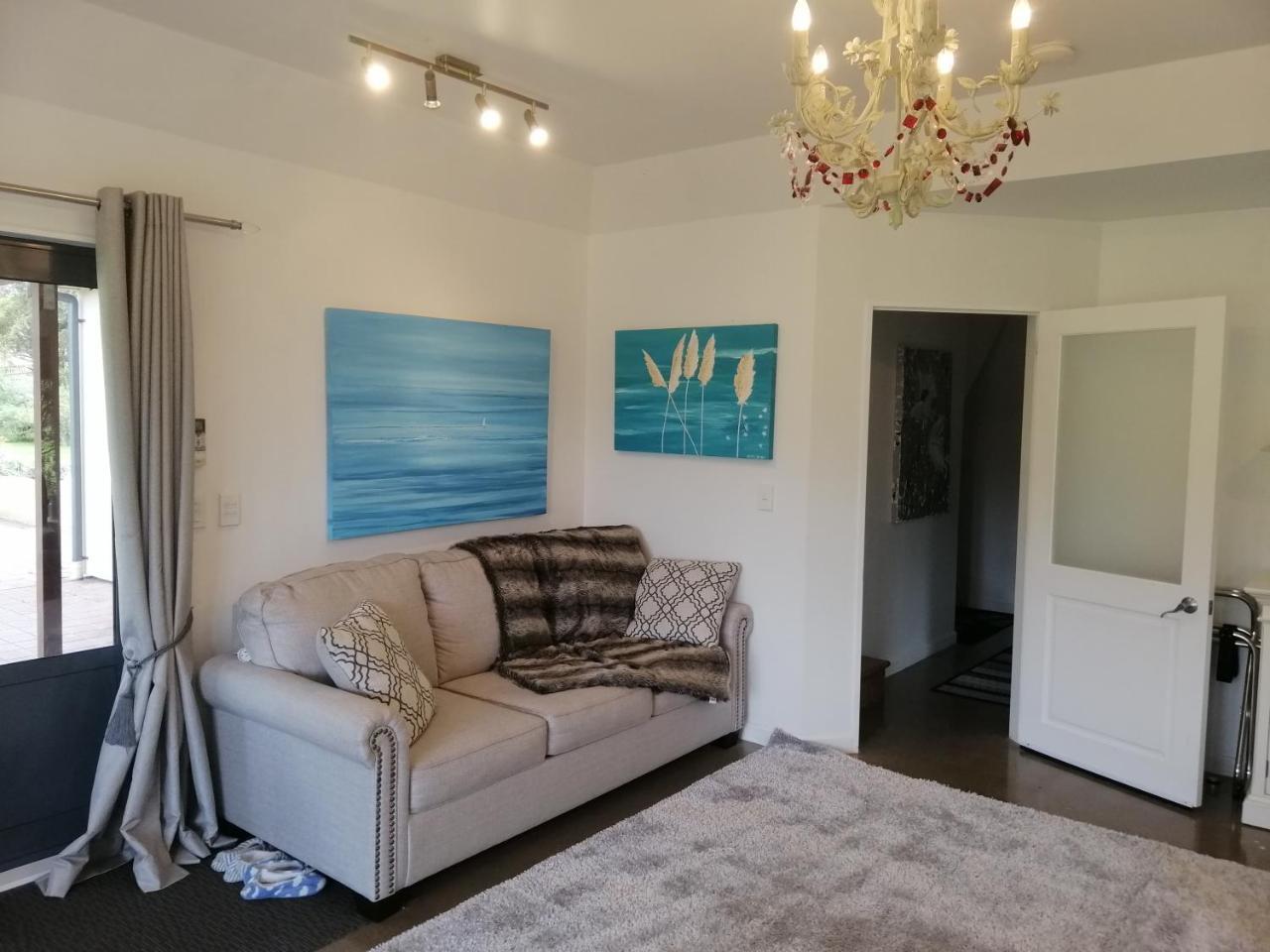 Boutique Art Retreat Otel Upper Hutt Dış mekan fotoğraf